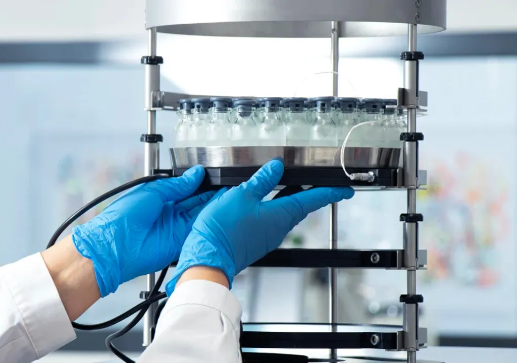 Freeze Drying(lyophilization) A Scientific Overview and Practical Insights AELAB