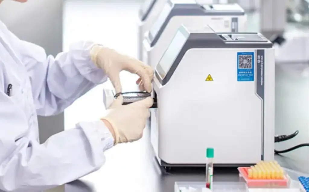 Effective Calibration Methods for Biochemistry Analyzers AELAB