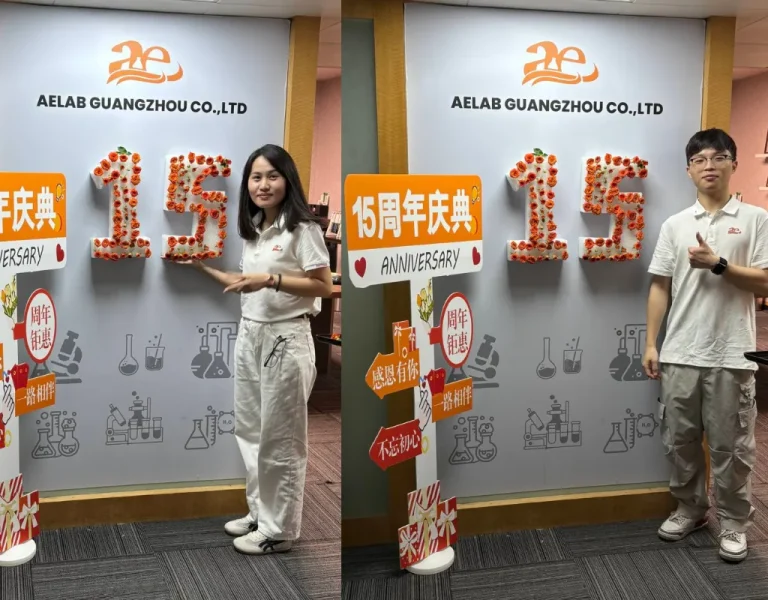 Alice-and-Eddie-flower-arrangement-sign-in