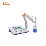AELAB PH200E pH Meter LCD screen close-up – Clear pH and Temperature Readings