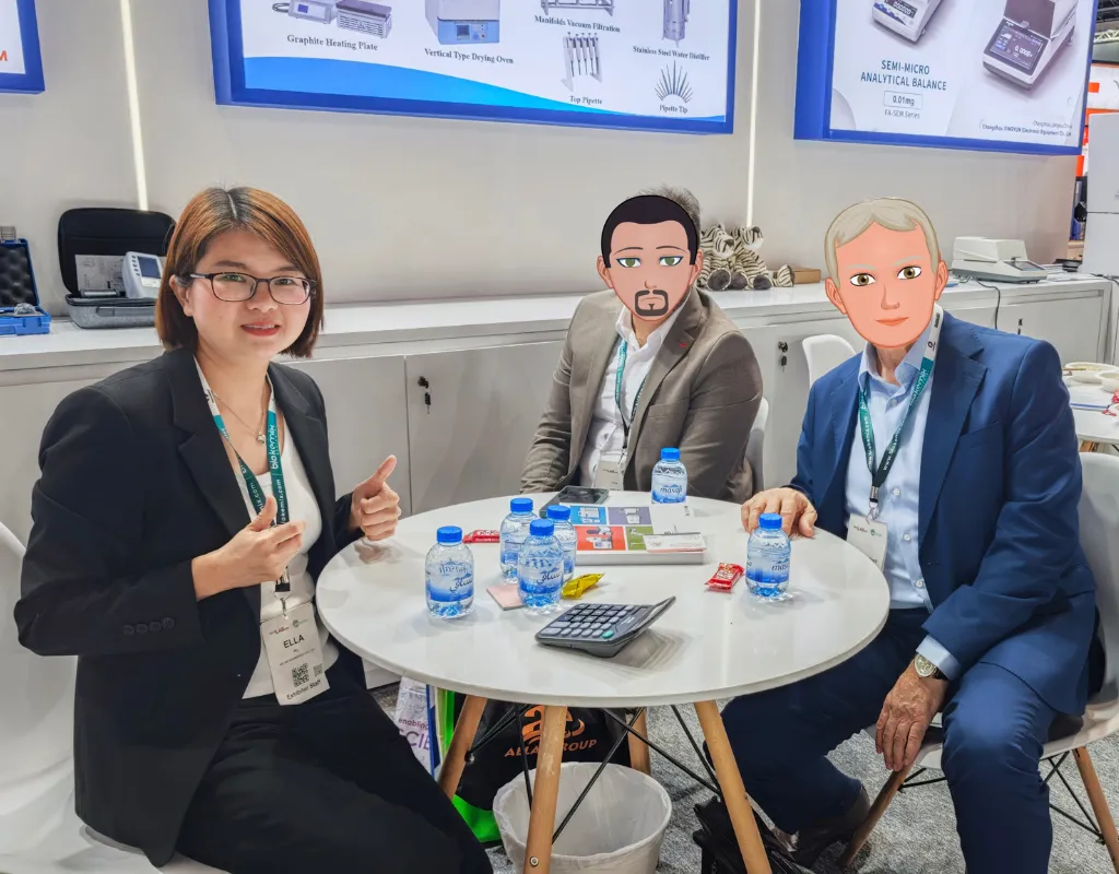 AELAB participates in ARLAB exhibition in Dubai (1)