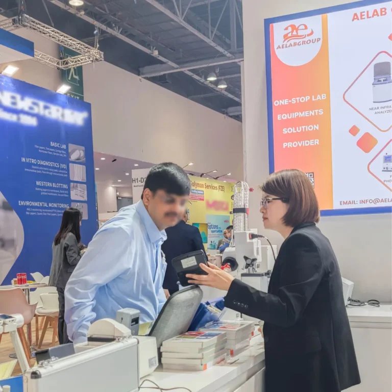ARABLAB-Dubai-Exhibition-Stand-07.webp